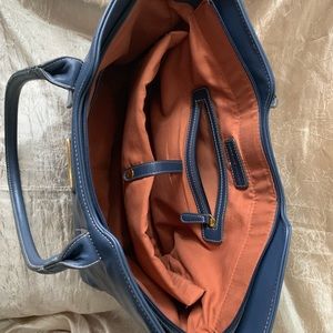 Leather tote